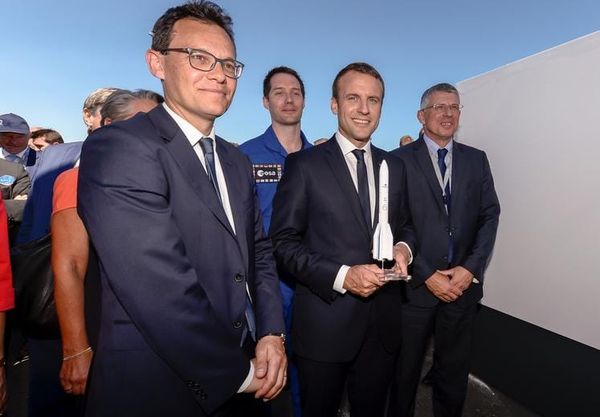 La France, puissance spatiale déchue à cause de la République des copains de Macron, par Veerle Daens