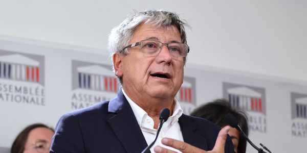 Comment la caste a transformé le chaos en rente