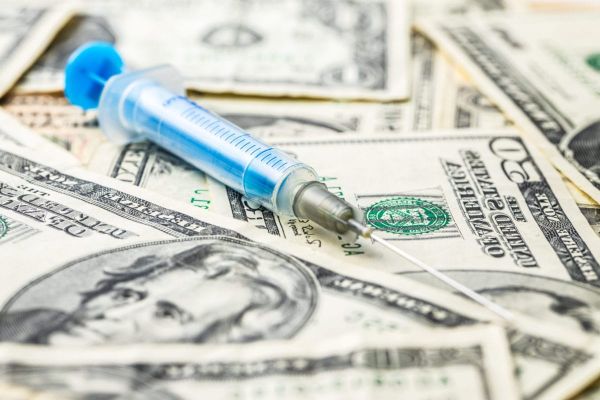 Vaccins COVID : Big Pharma chute en bourse après l'annonce de la FDA