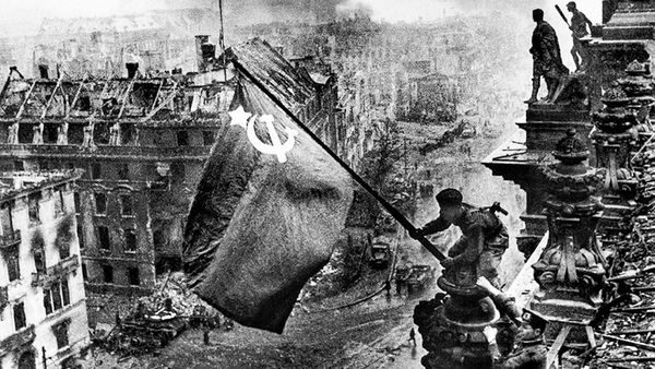 Le vrai rôle des USA dans la défaite allemande de 45, par Thibault de Varenne