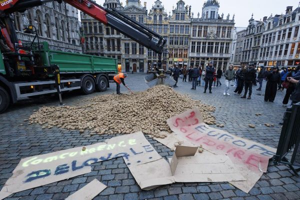 Un paysan belge veut sortir ses concitoyens de l'avachissement !