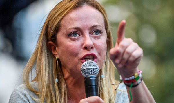 Mort de Quentin Deranque: Meloni torpille la haine gauchiste, une "blessure pour l'Europe"