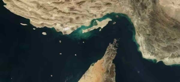 Le détroit d'Ormuz est devenu un "mur de risques" infranchissable, par Elise Rochefort