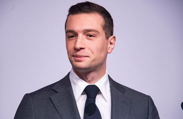 L'humeur de Veerle D. : Bardella à la Sorbonne - 1,8/20 en géo, 20/20 en foutage de gueule?