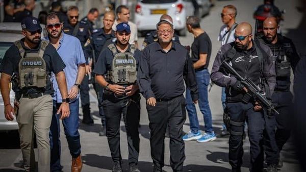 Ben Gvir poste une vidéo de militants à genoux, tollé en Israël et en Europe
