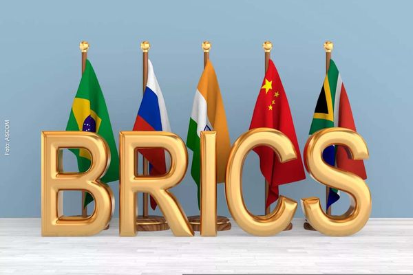 Sommet des BRICS : face au fantasme naïf d'un bloc uni, par Thibault de Varenne