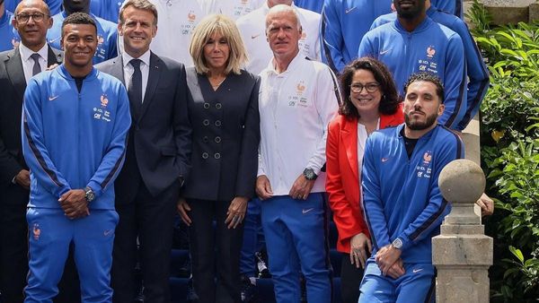Lithothérapie comme politique sportive? Ferrari distribue des pierres magiques aux Bleus
