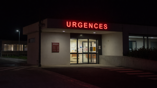 Combien pour maintenir des urgences de nuit ouvertes ? Le jeu en vaut-il la chandelle ?