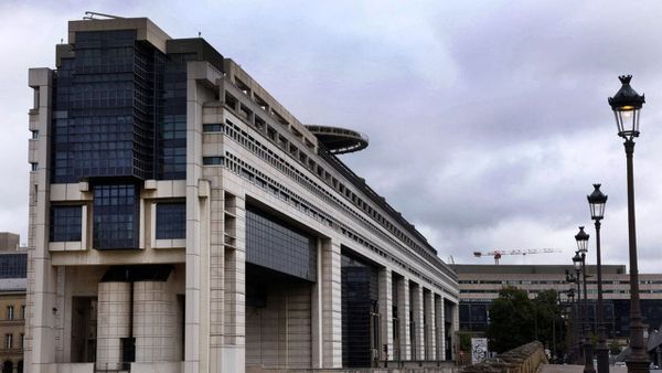 Fuite de données fiscales : Amélie Verdier, une directrice générale qui s'excuse mais reste près de la gamelle