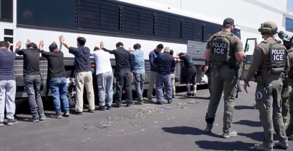 USA : un milliard de dollars pour un camp monté en huit jours et fermé onze mois plus tard