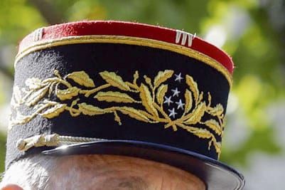 Que coûte chaque année un général patriote au petit peuple qu'il prétend aimer ?
