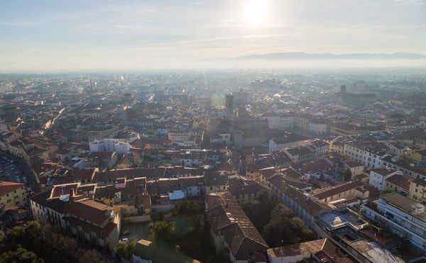 ????En Italie, la rancune anti-UE se répand aussi vite que le coronavirus