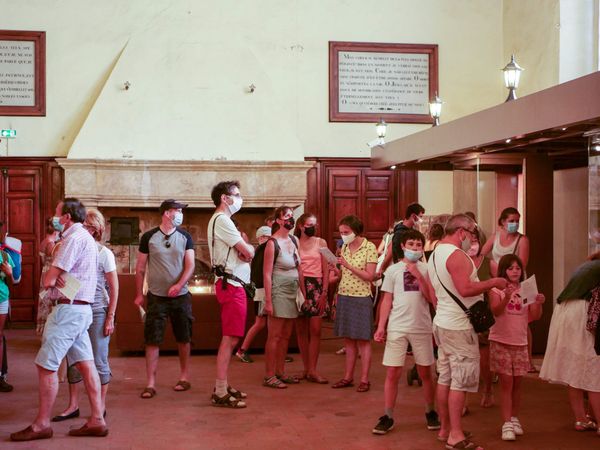 Maffesoli : « L’hystérie sanitaire permet de mieux contrôler la société »