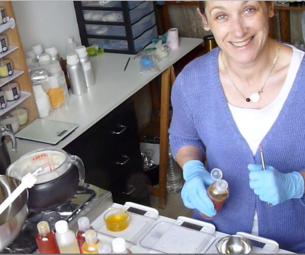 « Comme j’ai un fils de 10 ans, je ne peux pas flancher face au confinement » (Geneviève, commerçante bretonne)