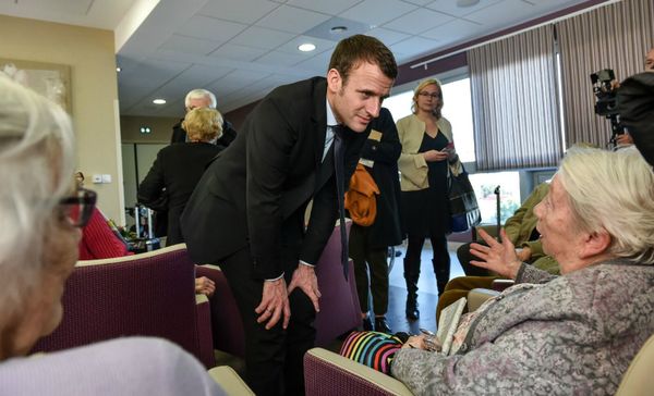 La révolution dévore ses enfants – et la Macronie, ses vieux – par Modeste Schwartz