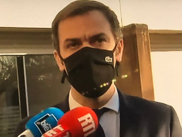 Nouveau scandale : Véran entrave la recherche d’un médicament anti-COVID à Lille