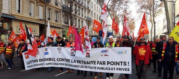 Soupçons grandissants sur une demande européenne de réformer les retraites en France