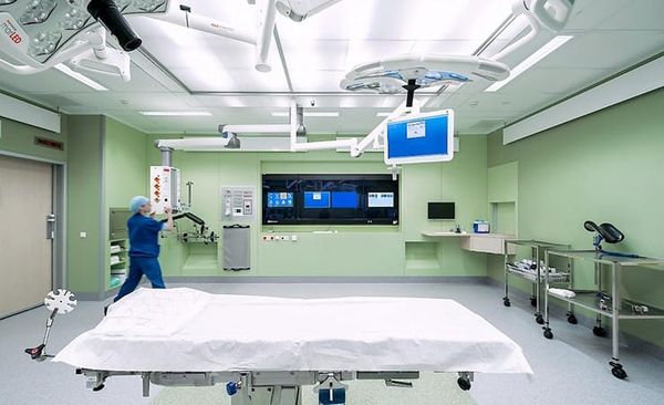 Pour en finir avec le mythe d’une baisse des dépenses hospitalières « néo-libérale » en France