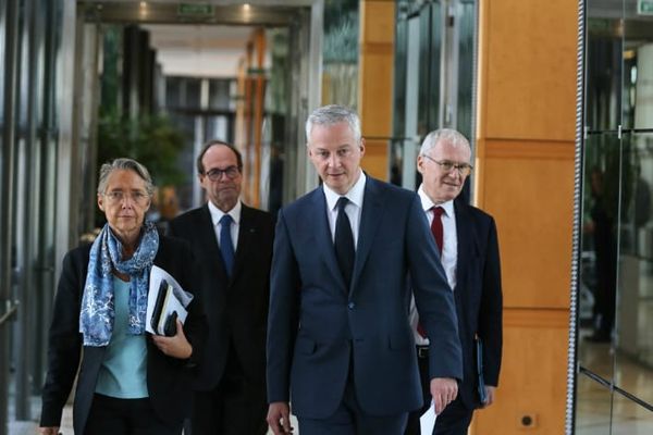 Le Maire fait la manche chez les Prussiens