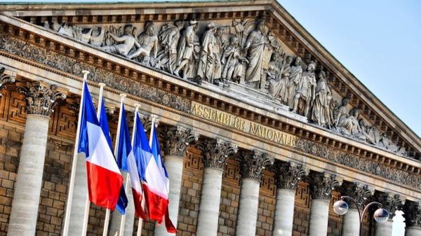 Les législatives vont-elles conduire à une crise politique majeure ? par Yves-Marie Adeline