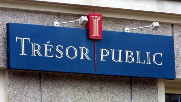 ????À l’approche des élections, Macron plume le contribuable pour servir les fonctionnaires