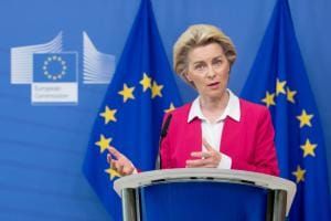 Ursula von der Leyen a-t-elle instauré une diplomatie personnelle parallèle avec le PDG de Pfizer?