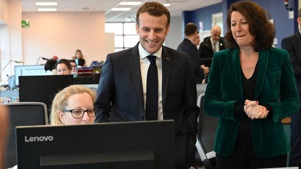 Pourquoi la mise en examen de Buzyn pose la question de la destitution de Macron