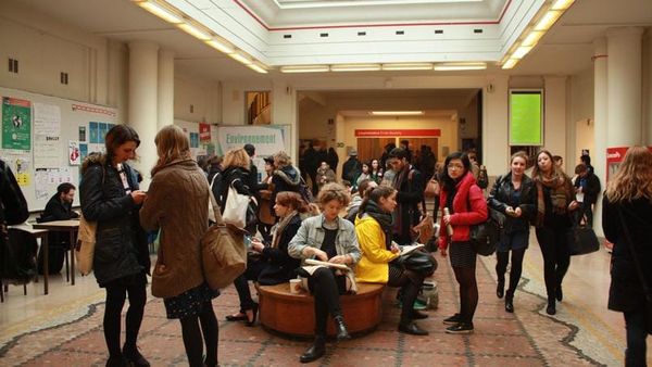 Crise Covid-19 : 237.000 emplois perdus dans le secteur hôtellerie-restauration