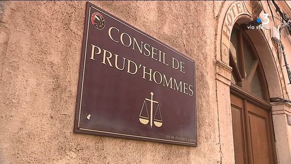 [PAYANT] Constitutionnalité de la vaccination obligatoire des soignants : la Cour de Cassation saisie