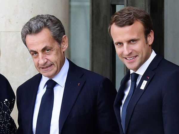 Darmanin reçoit le baiser de Sarkozy, par Modeste Schwartz