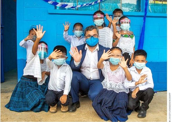 La FDA approuve 2 doses de Moderna pour les enfants