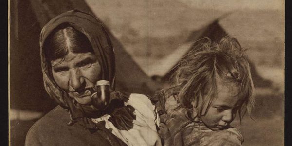 Ukraine : comment les Tziganes sont publiquement humiliés à Lviv