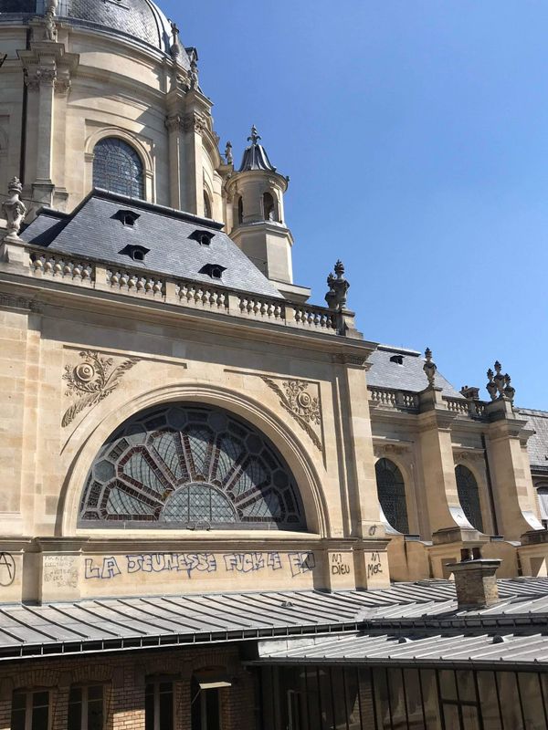 Saccage de la Sorbonne: cette troublante connivence entre Emmanuel Macron et l’extrême-gauche militante