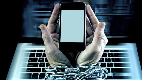 « Ordre public numérique » : LR , en pointe de la collaboration – par Modeste Schwartz