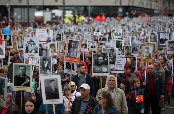 Guerre d’Ukraine – Jour 77 – La russophobie polonaise se déchaîne alors que les Américains accepteraient une défaite de l’Ukraine