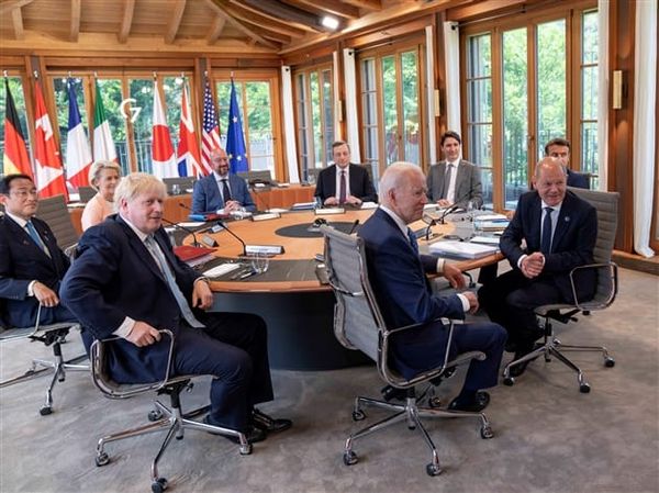 Le syndrome Churchill et la catastrophique guerre occidentale, par Nicolas Bonnal