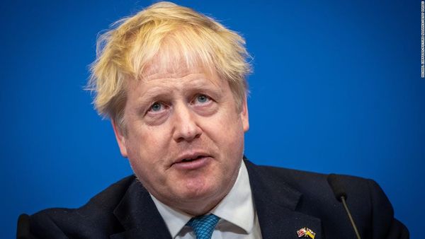 Scoop: Boris Johnson envisage de changer de sexe pour devenir un ami de la Russie