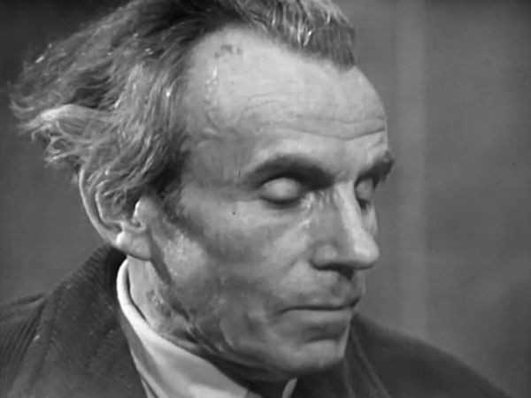 La soumission imbécile du Français, par Nicolas Bonnal