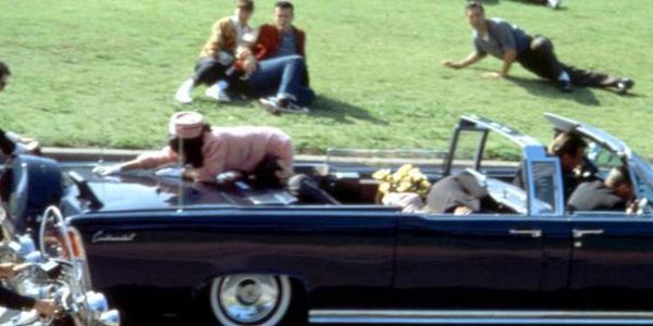 Face à la crise interne du gouvernement profond américain