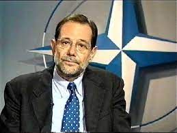 Têtes d’enterrement!  par Slobodan Despot