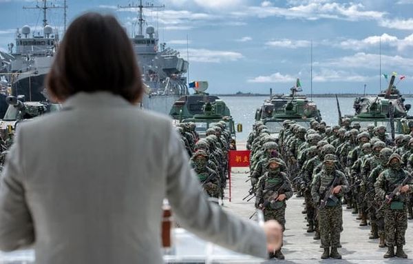 La Chine contrainte de résoudre le problème de Taïwan par la force, par VZ