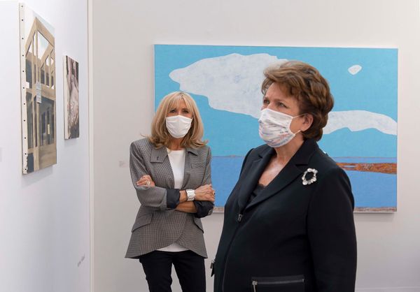 Brigitte Macron, d’objet de communication à sujet politique