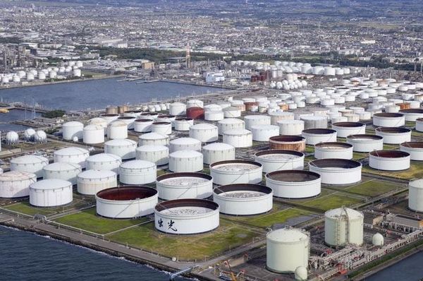 La Chine passe à toutes les qualités de pétrole russe, par Politika