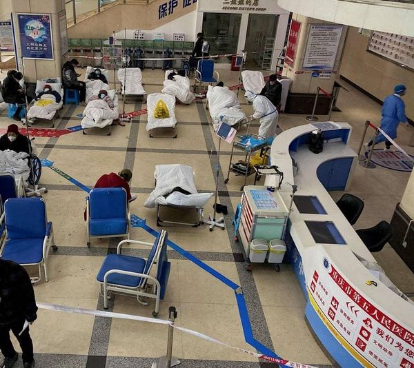 Face à l’épidémie, la Chine approuve deux nouveaux traitements oraux