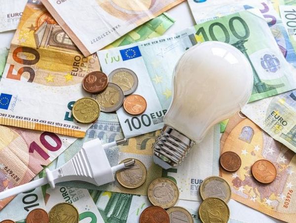 Les réseaux électriques s’effondrent, mais la Commission ne pense qu’à la bureaucratie, par Ulrike Reisner