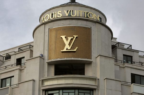 LVMH au top, bâtiment en berne : ça ne ruisselle plus, ça s’assèche !
