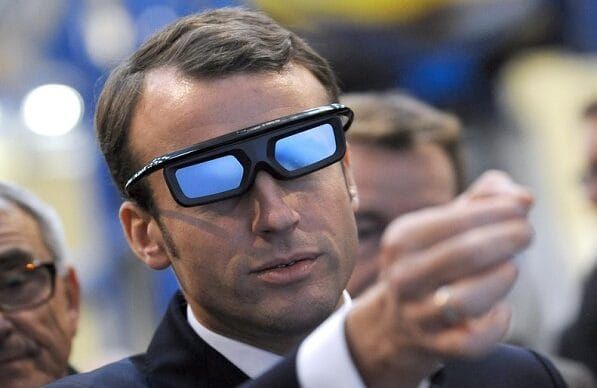 Magie : Macron et Ndiaye inoculent des adolescents à Jarnac, par Modeste Schwartz