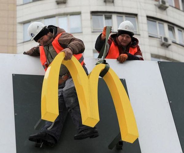 Fermeture du McDonald’s d’Almaty: un évènement politique? par Modeste Schwartz