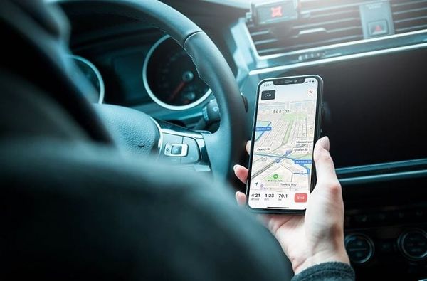 Solution Beaune à la crise du transport : le taxi plus cher, par Modeste Schwartz