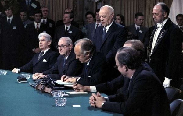 La défaite américaine au Vietnam est liée à l’Ukraine, par Evgeny Krutikov